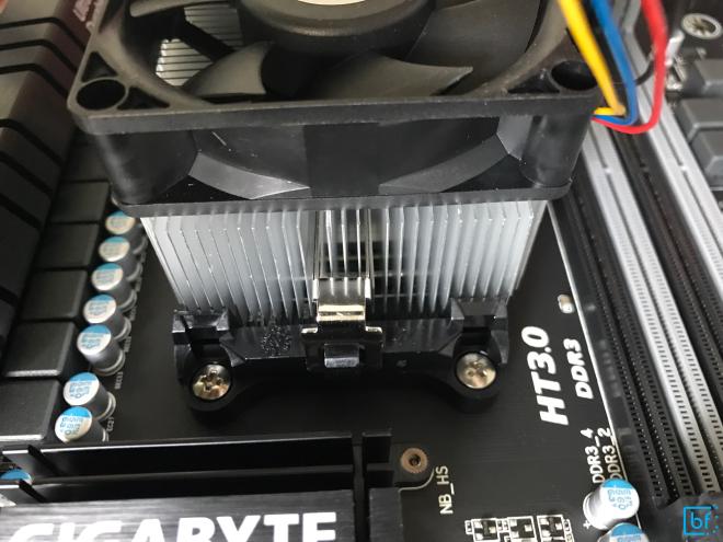 CPU heatsink latches